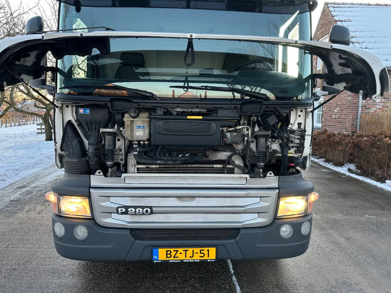 Scania P280 / NL TRUCK / 6X2 / DIJSEL 23200 LTR / EURO5 / 4 COMP / AUTOMATIC - Tankwagen: das Bild 4 Scania P280 / NL TRUCK / 6X2 / DIJSEL 23200 LTR / EURO5 / 4 COMP / AUTOMATIC - Tankwagen: das Bild 4