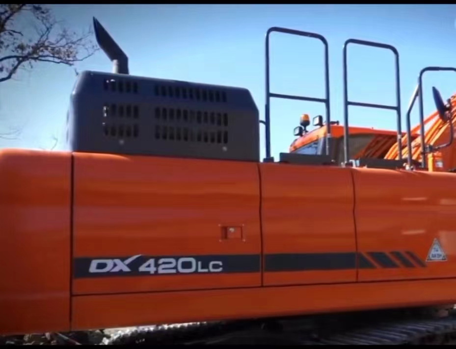 DOOSAN DX420LC - Kettenbagger: das Bild 1 DOOSAN DX420LC - Kettenbagger: das Bild 1