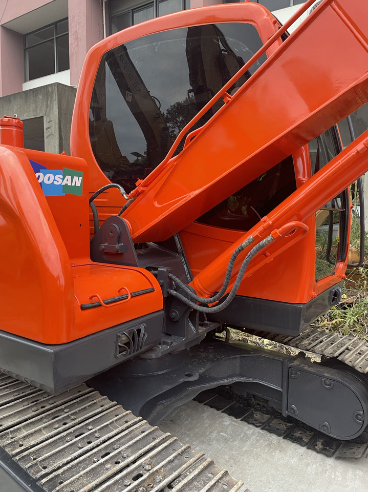 DOOSAN DX75-9C - Kettenbagger: das Bild 1 DOOSAN DX75-9C - Kettenbagger: das Bild 1