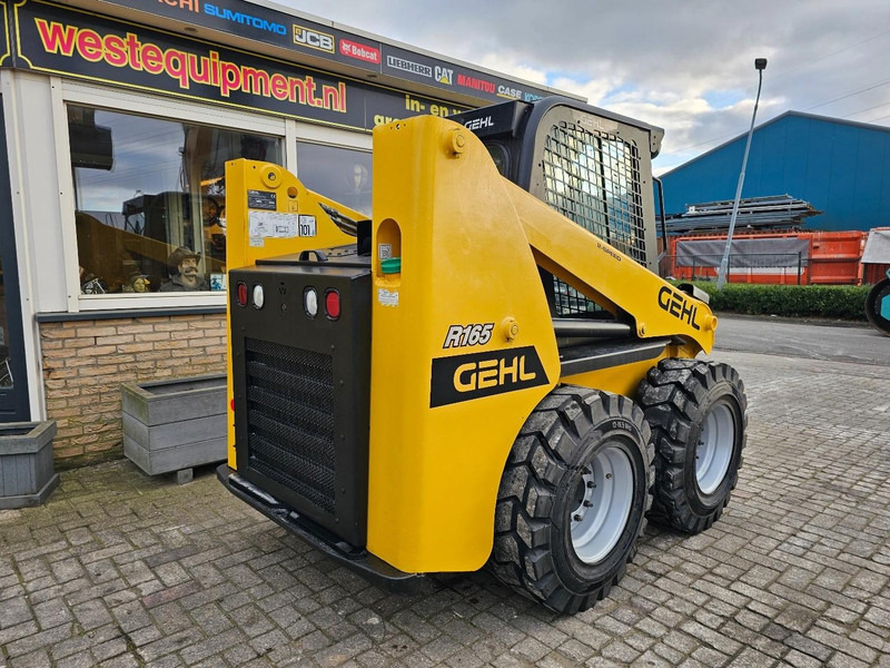 Gehl R165 - Radlader: das Bild 4 Gehl R165 - Radlader: das Bild 4