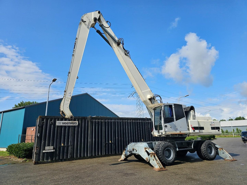 Terex TM350 - Umschlagbagger: das Bild 5 Terex TM350 - Umschlagbagger: das Bild 5