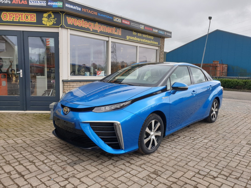 Toyota Mirai - PKW: das Bild 2 Toyota Mirai - PKW: das Bild 2