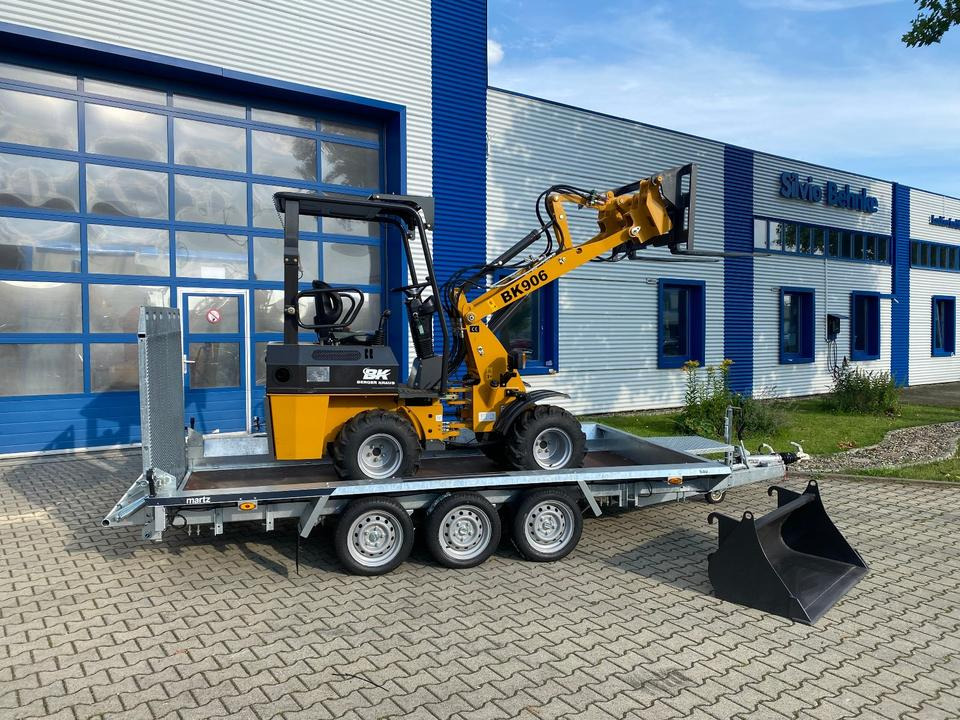Radlader/Hoflader BK906 inkl. Tieflader und Gabel/Schaufelpaket *INKL.19% MWST*BERGER KRAUS*PERKINS*SOFORT!* - Hoflader, Anhänger: das Bild 4 Radlader/Hoflader BK906 inkl. Tieflader und Gabel/Schaufelpaket *INKL.19% MWST*BERGER KRAUS*PERKINS*SOFORT!* - Hoflader, Anhänger: das Bild 4