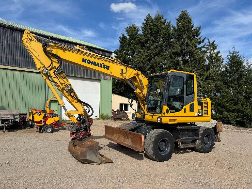 Komatsu PW 148-8 - Mobilbagger: das Bild 1 Komatsu PW 148-8 - Mobilbagger: das Bild 1