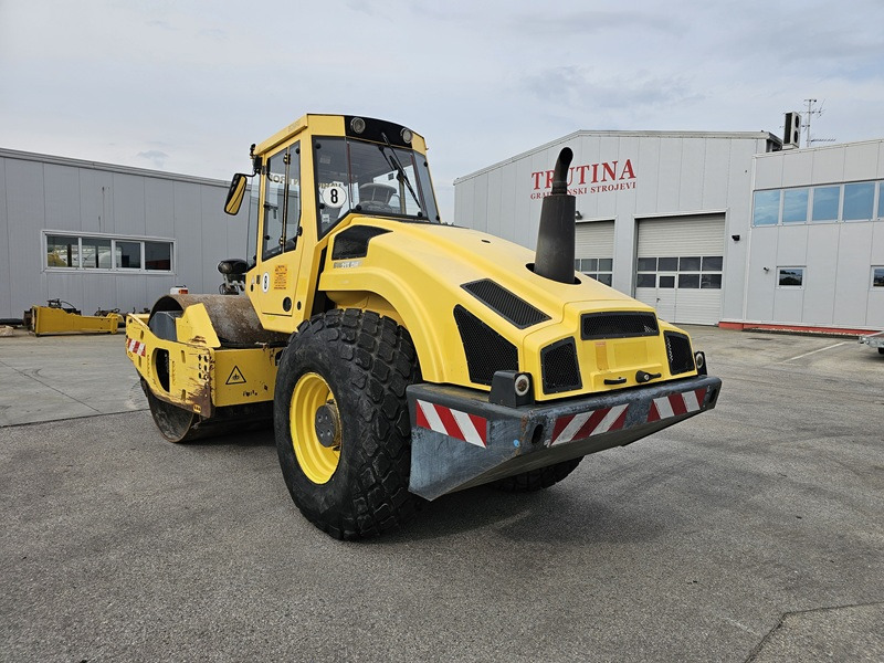 BOMAG BW213DH-4 BVC - Walzenzug: das Bild 2 BOMAG BW213DH-4 BVC - Walzenzug: das Bild 2