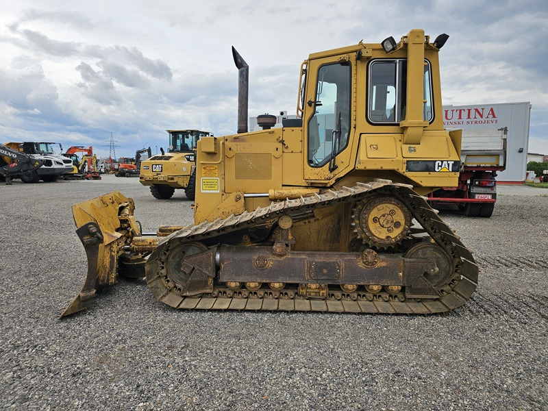 CATERPILLAR D4H - Bulldozer: das Bild 2 CATERPILLAR D4H - Bulldozer: das Bild 2