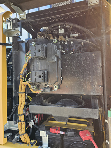 Mobilbagger CATERPILLAR M318F: das Bild 17