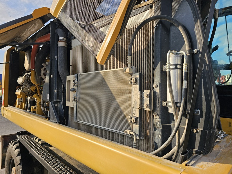 Mobilbagger CATERPILLAR M318F: das Bild 14