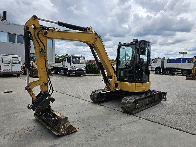 Caterpillar 305C - Minibagger: das Bild 1 Caterpillar 305C - Minibagger: das Bild 1