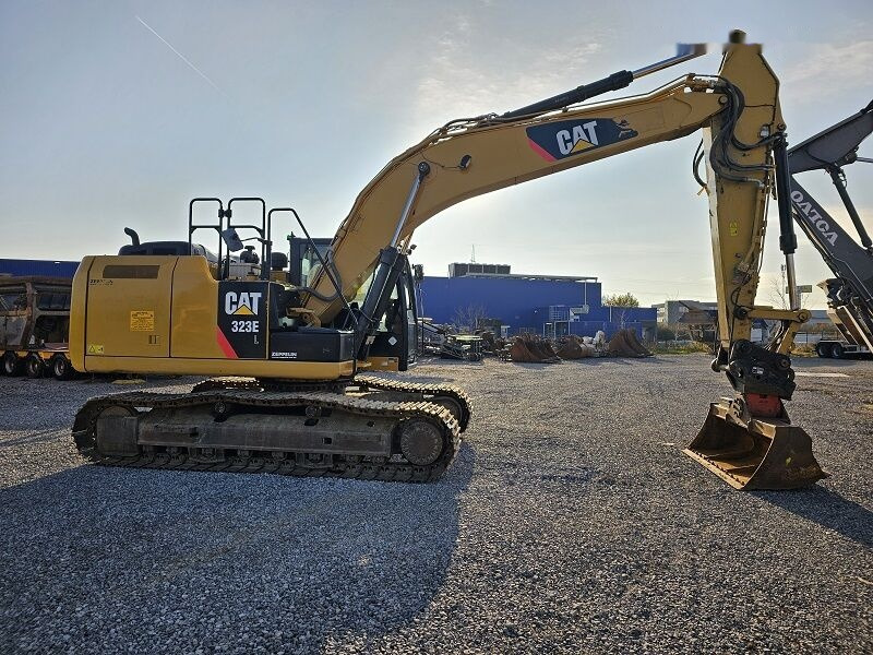 Caterpillar 323EL - Kettenbagger: das Bild 4 Caterpillar 323EL - Kettenbagger: das Bild 4