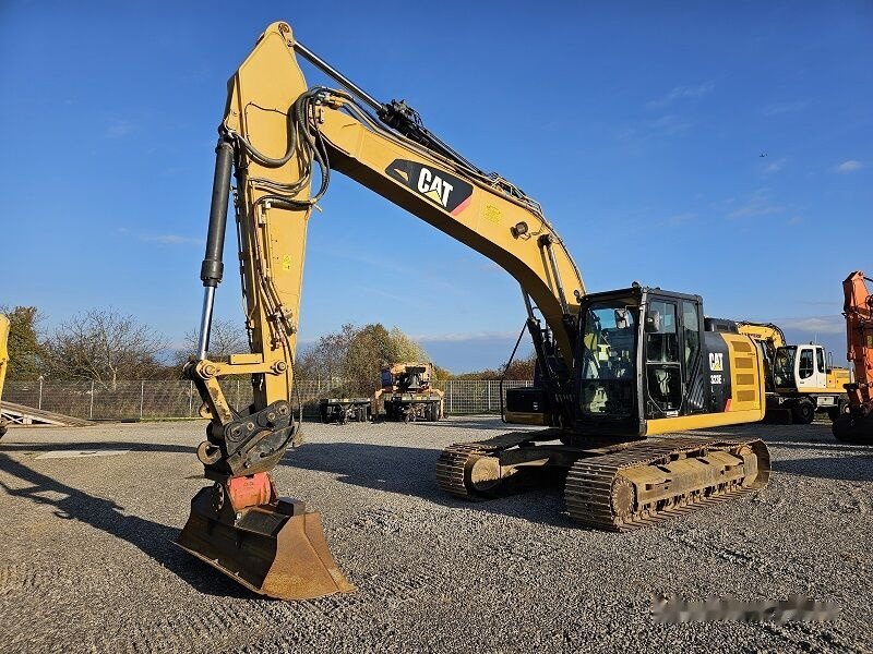 Caterpillar 323EL - Kettenbagger: das Bild 2 Caterpillar 323EL - Kettenbagger: das Bild 2