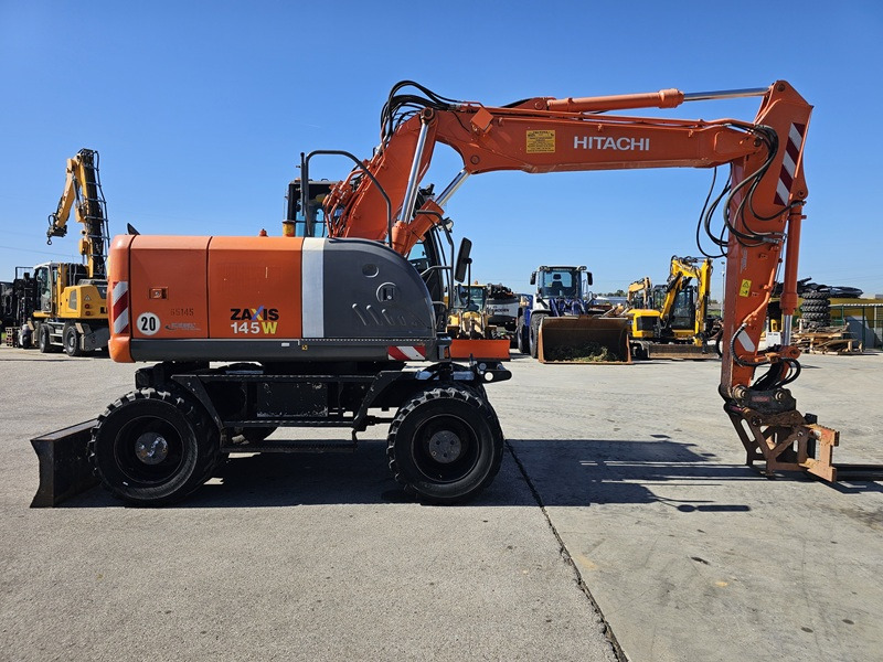 HITACHI ZX145W-3 - Mobilbagger: das Bild 4 HITACHI ZX145W-3 - Mobilbagger: das Bild 4