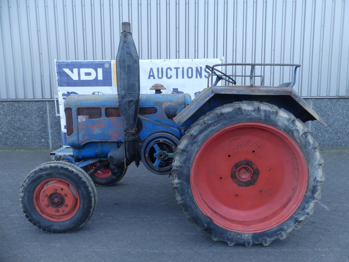 Lanz-Bulldog D2416 - Traktor: das Bild 3 Lanz-Bulldog D2416 - Traktor: das Bild 3