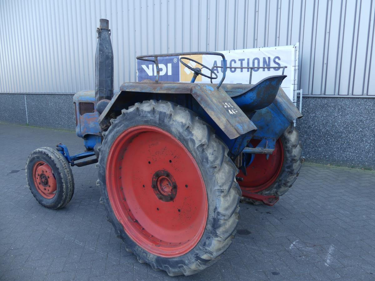 Lanz-Bulldog D2416 - Traktor: das Bild 4 Lanz-Bulldog D2416 - Traktor: das Bild 4