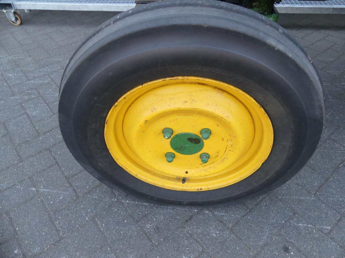 Traktor Vierzon 201: das Bild 17
