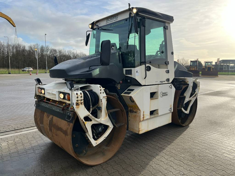 Bomag BW 174 AP-AM - Walzen: das Bild 1 Bomag BW 174 AP-AM - Walzen: das Bild 1
