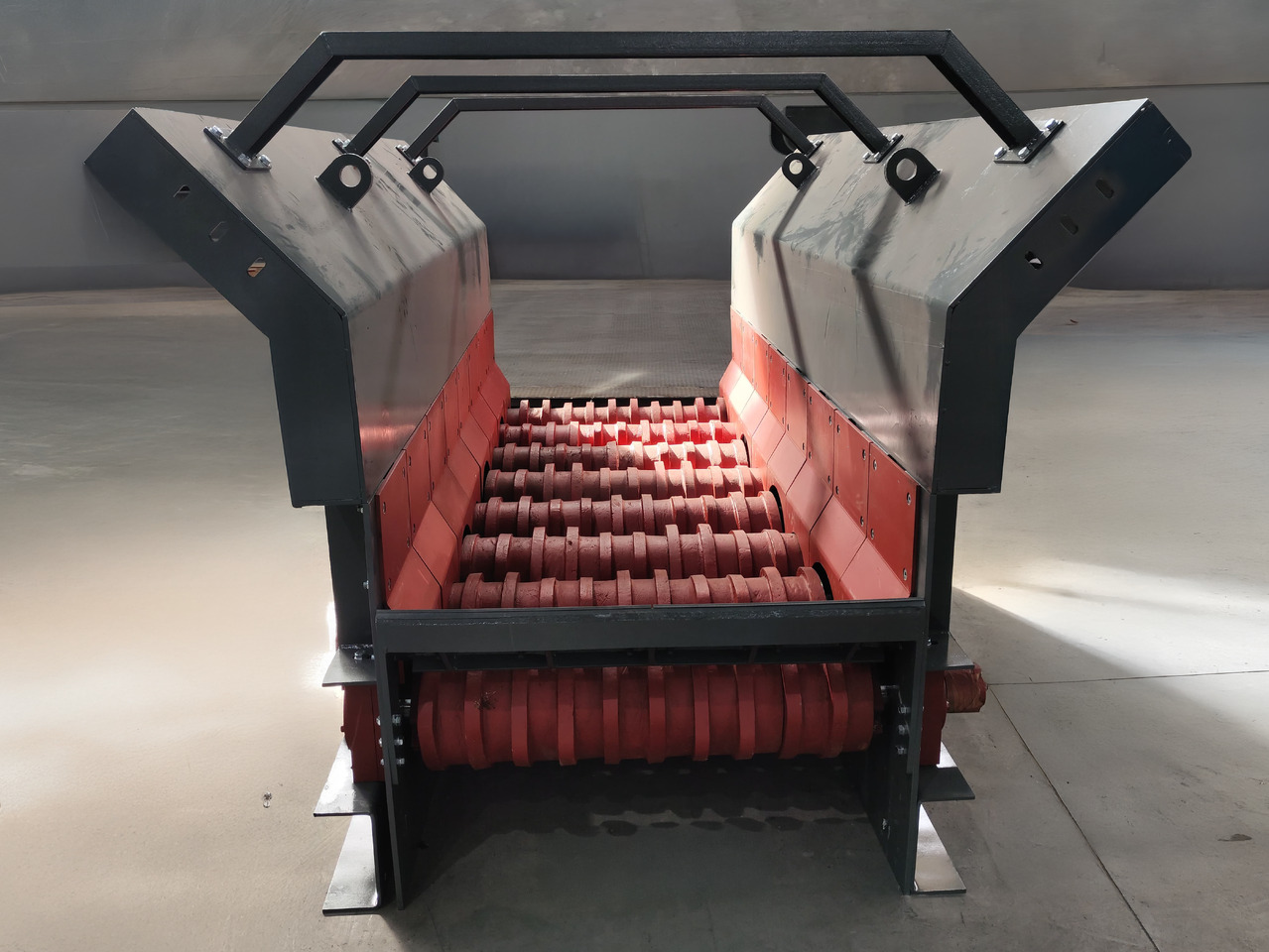 CONSTMACH High-Performance Wobbler Feeder for Continuous Material Flow | Industrial-Grade Feeder System - Bergbaumaschine: das Bild 3 CONSTMACH High-Performance Wobbler Feeder for Continuous Material Flow | Industrial-Grade Feeder System - Bergbaumaschine: das Bild 3