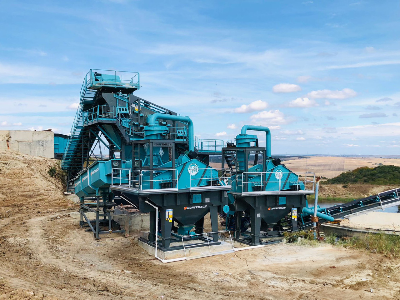 Constmach Installation Stationnaire De Lavage Et De Criblage De Sable Et De Gravier - Siebmaschine: das Bild 2 Constmach Installation Stationnaire De Lavage Et De Criblage De Sable Et De Gravier - Siebmaschine: das Bild 2