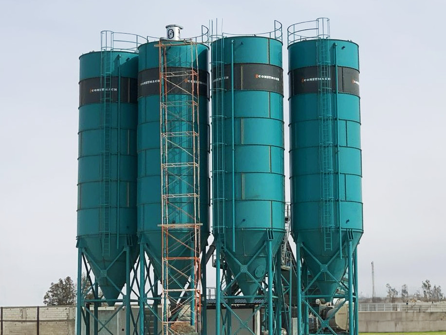 Constmach Silo à Ciment d'une Capacité de 200 Tonnes - Zementsilo: das Bild 1 Constmach Silo à Ciment d'une Capacité de 200 Tonnes - Zementsilo: das Bild 1