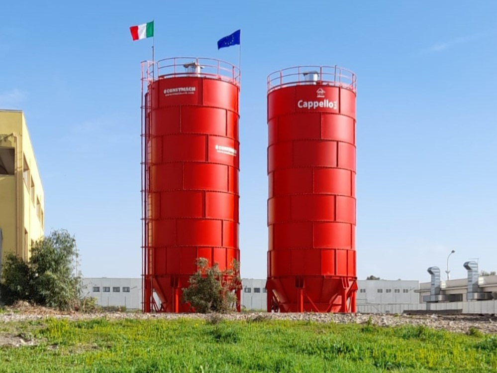 Constmach Silo à Ciment d'une Capacité de 300 Tonnes - Zementsilo: das Bild 1 Constmach Silo à Ciment d'une Capacité de 300 Tonnes - Zementsilo: das Bild 1