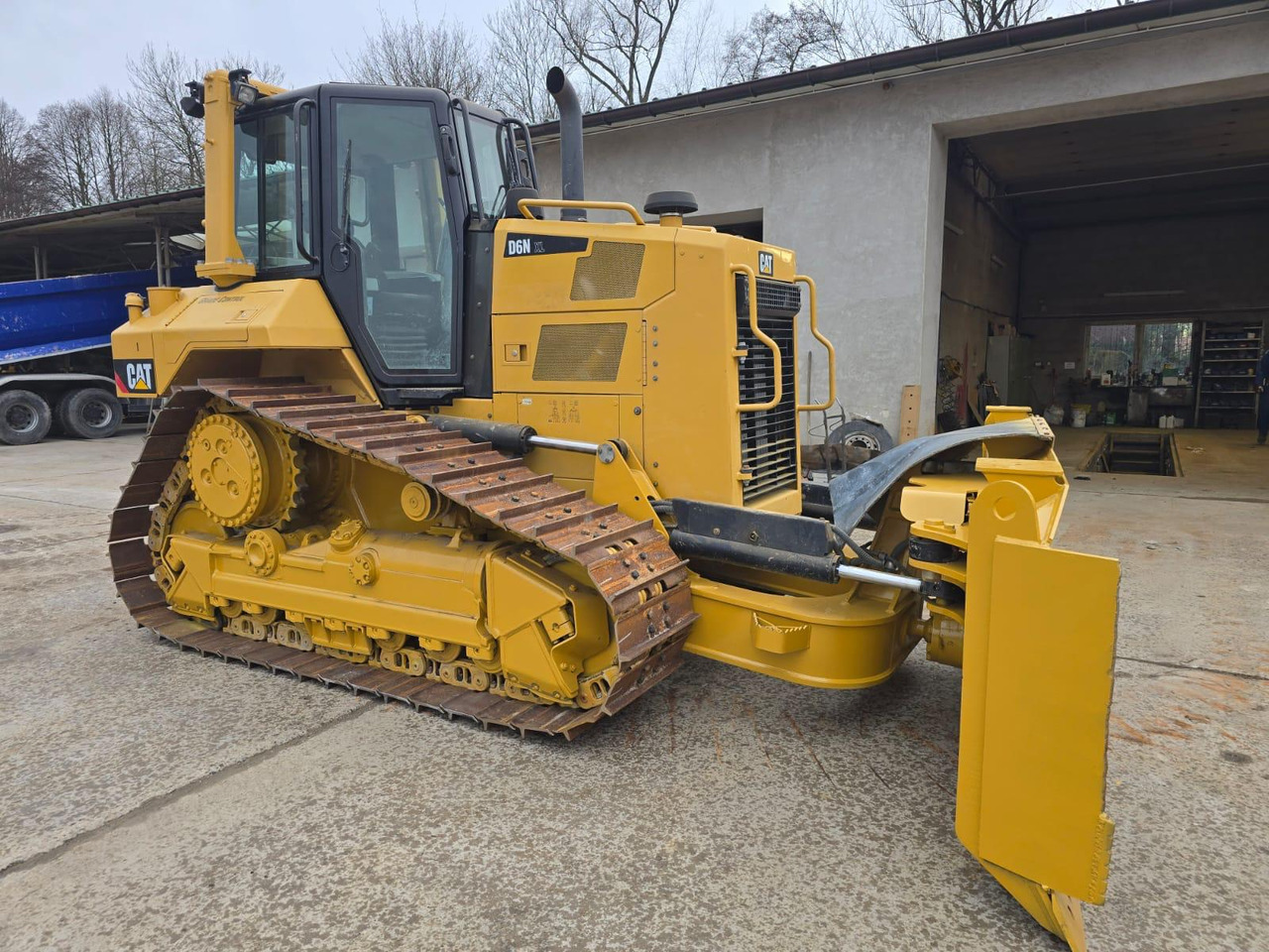 CATERPILLAR D 6 N XL - Bulldozer: das Bild 3 CATERPILLAR D 6 N XL - Bulldozer: das Bild 3