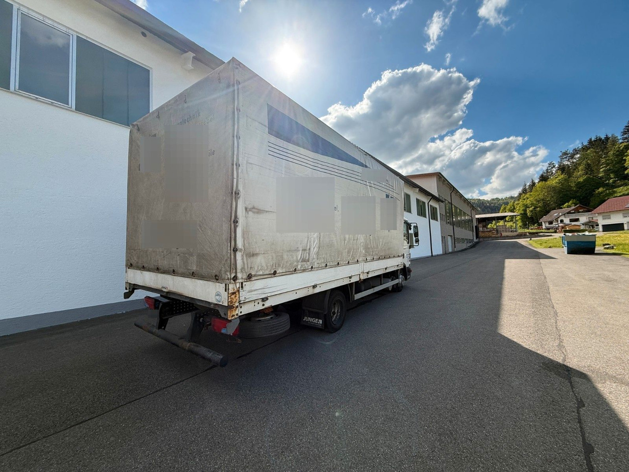 MAN TGL 7.180 - Planen Transporter: das Bild 2 MAN TGL 7.180 - Planen Transporter: das Bild 2