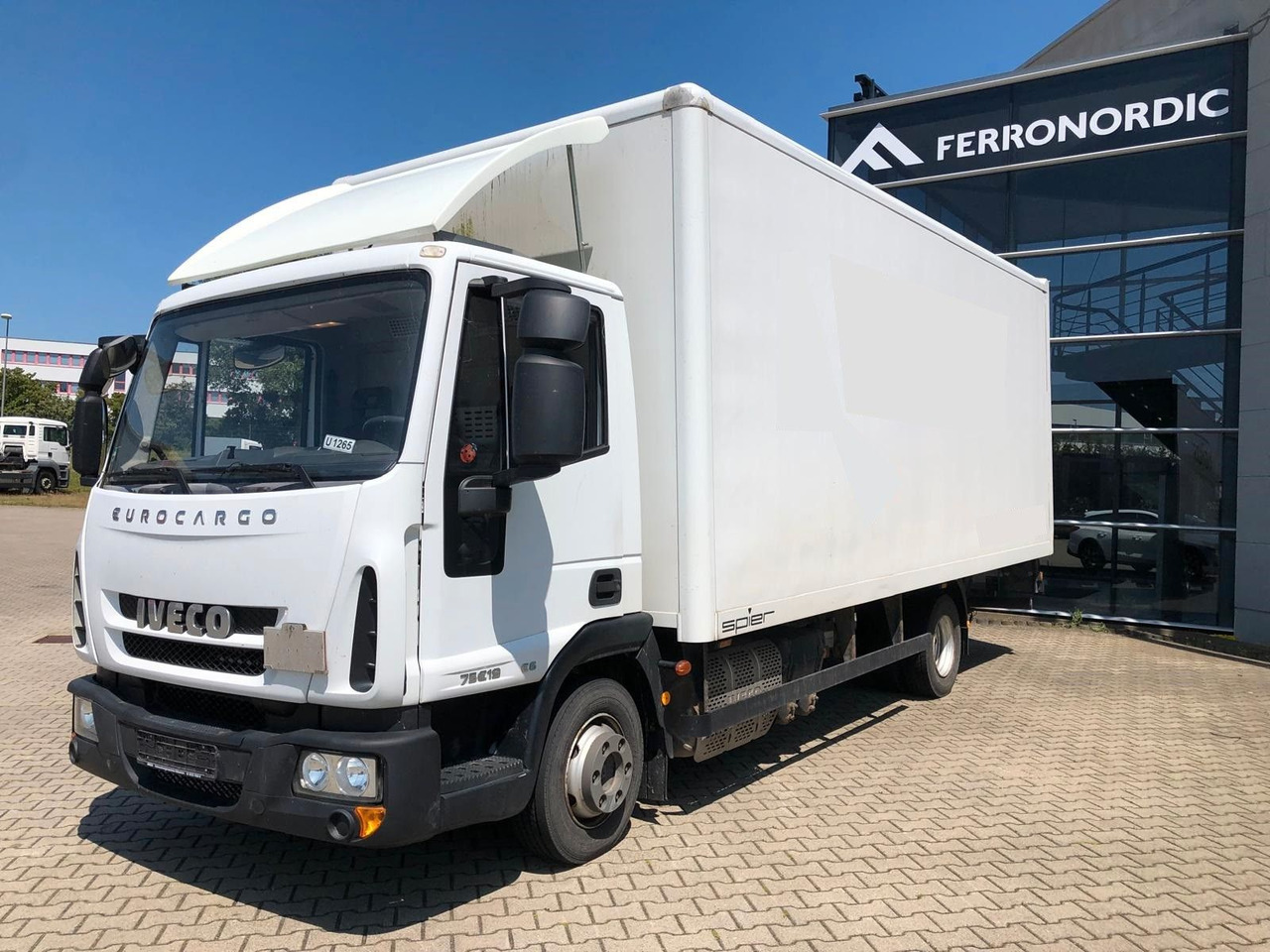 Iveco 75 E 190 Koffer*LBW*Schalter*Blatt/Luft*Klima - Koffer Transporter: das Bild 4 Iveco 75 E 190 Koffer*LBW*Schalter*Blatt/Luft*Klima - Koffer Transporter: das Bild 4