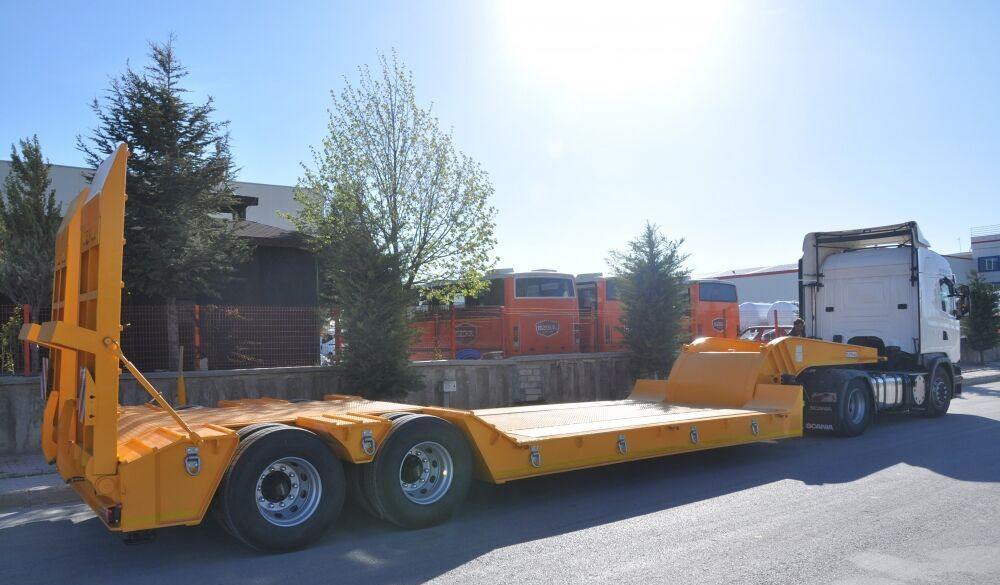 Özgül 2 AXLE LOWBED SEMI TRAILER - Tieflader Auflieger: das Bild 5 Özgül 2 AXLE LOWBED SEMI TRAILER - Tieflader Auflieger: das Bild 5