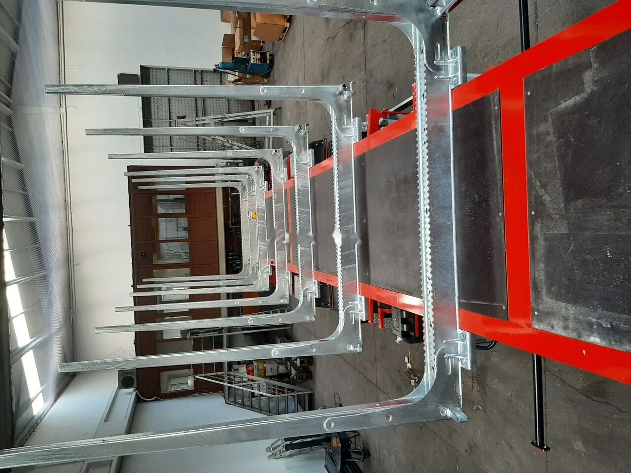 Özgül New - Holzauflieger: das Bild 4 Özgül New - Holzauflieger: das Bild 4