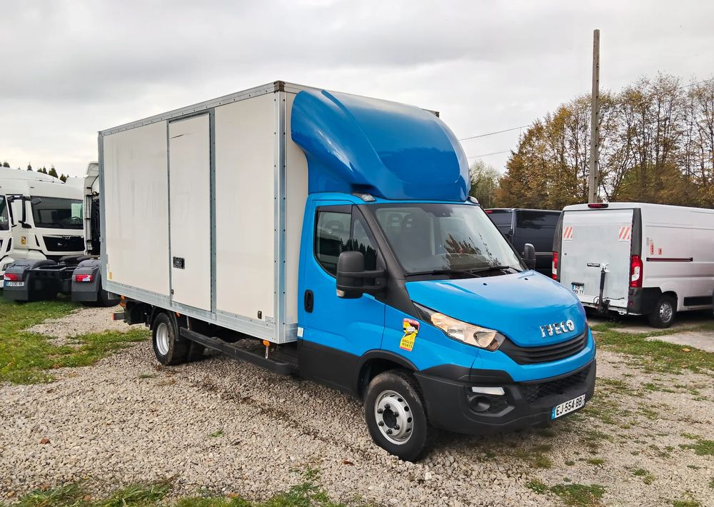 Iveco Daily 70C18 - Koffer LKW: das Bild 1 Iveco Daily 70C18 - Koffer LKW: das Bild 1