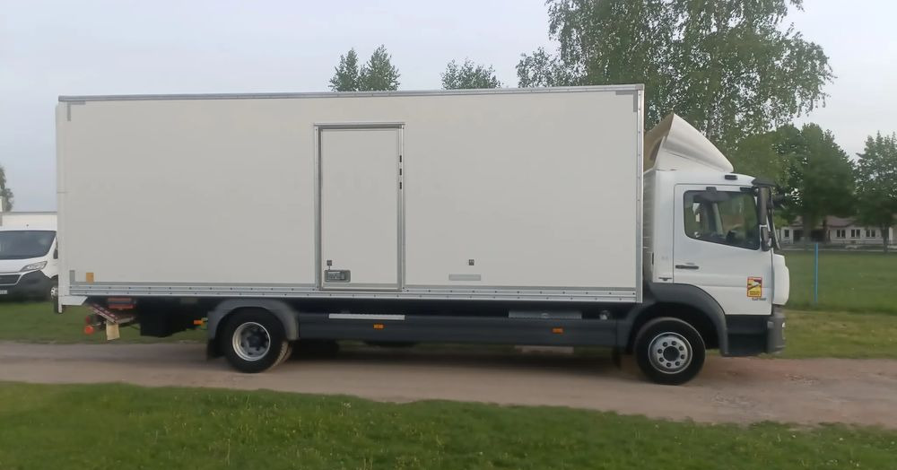 Mercedes-Benz Atego 1218 - Koffer LKW: das Bild 5 Mercedes-Benz Atego 1218 - Koffer LKW: das Bild 5