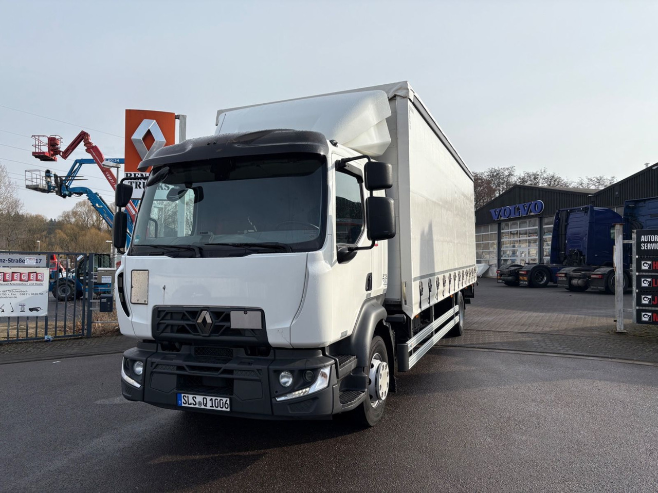 Renault D 16.280 Curtainsider - Plane LKW: das Bild 1 Renault D 16.280 Curtainsider - Plane LKW: das Bild 1