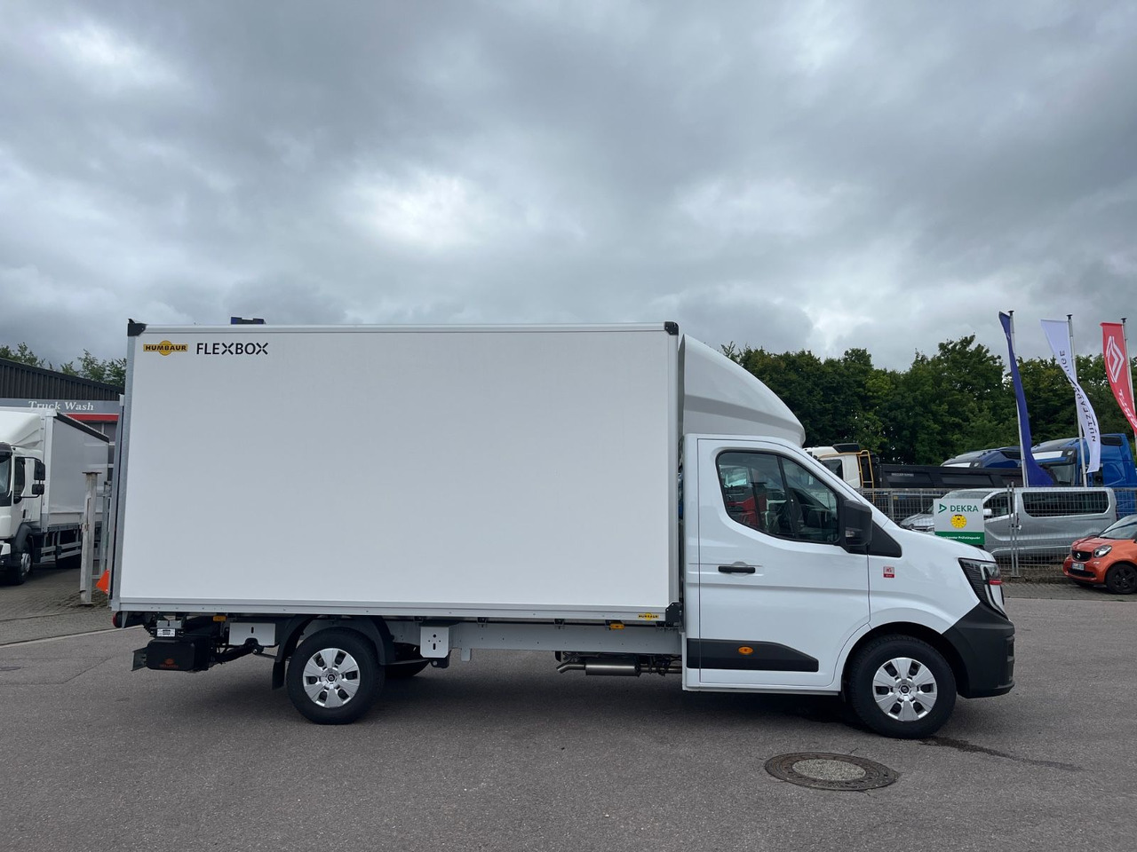Renault MASTER HUMBAUR KOFFER - Koffer Transporter: das Bild 3 Renault MASTER HUMBAUR KOFFER - Koffer Transporter: das Bild 3