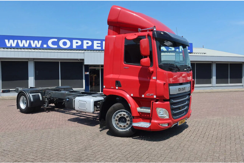 DAF CF 290 FA Chassis Euro 6 - Fahrgestell LKW: das Bild 2 DAF CF 290 FA Chassis Euro 6 - Fahrgestell LKW: das Bild 2