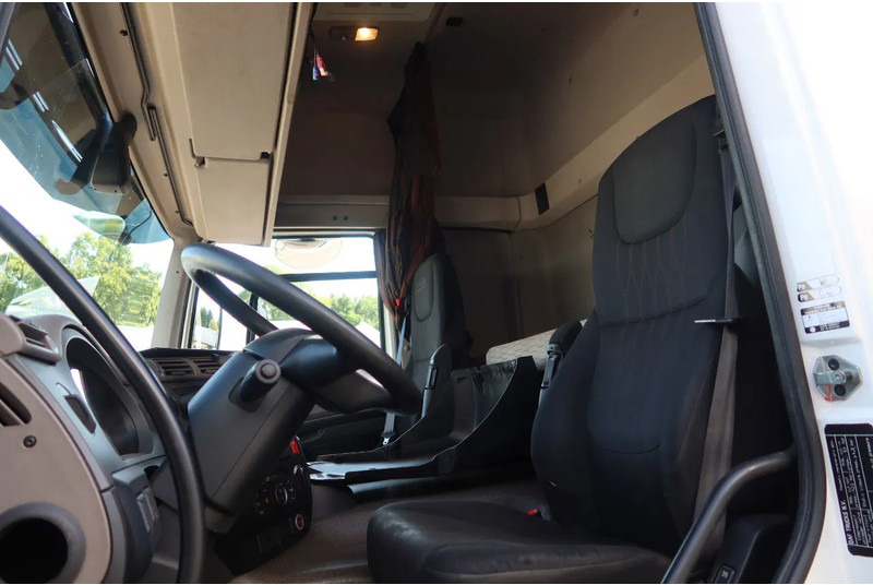 DAF CF 410 Bak+Klep Dhollandia 2.000 kg Slaapcabine - Koffer LKW: das Bild 5 DAF CF 410 Bak+Klep Dhollandia 2.000 kg Slaapcabine - Koffer LKW: das Bild 5