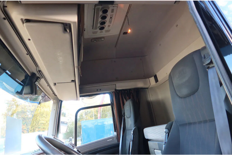 DAF CF 410 DAF CF 410 Black Edition Dhollandia klep 2.000 kg - Koffer LKW: das Bild 5 DAF CF 410 DAF CF 410 Black Edition Dhollandia klep 2.000 kg - Koffer LKW: das Bild 5