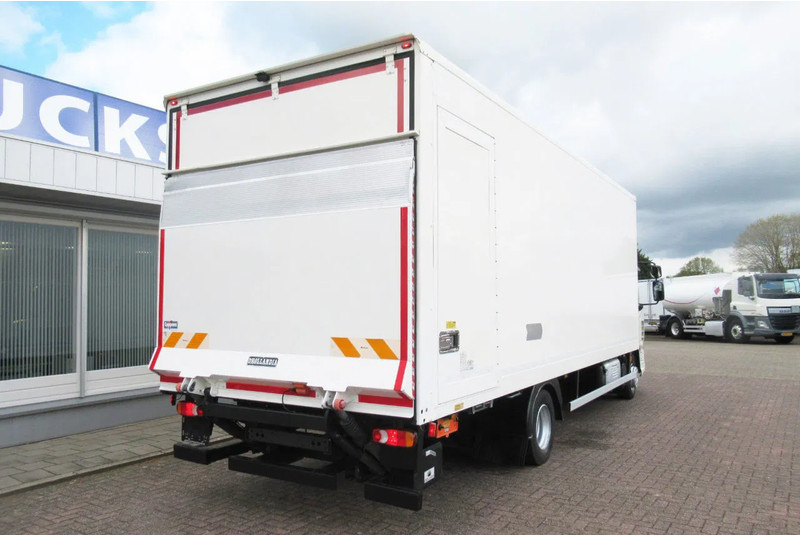 DAF LF 230 Bak+Klep Dhollandia 1500 kg Euro 6 - Koffer LKW: das Bild 3 DAF LF 230 Bak+Klep Dhollandia 1500 kg Euro 6 - Koffer LKW: das Bild 3