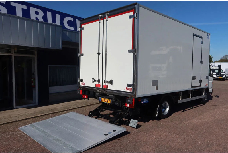 FUSO Canter Thermoking T 600R Koel/Vries + Laadklep - Kühlkoffer LKW: das Bild 4 FUSO Canter Thermoking T 600R Koel/Vries + Laadklep - Kühlkoffer LKW: das Bild 4