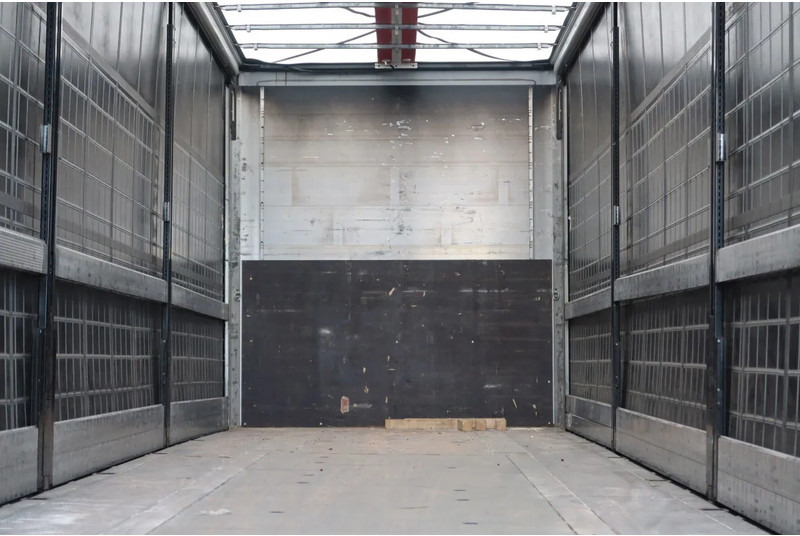 Kögel SN 24 Schuifzeil, Schuifdak, lift as, stuur-as, Rongen gaten + ice killer. - Planenauflieger: das Bild 4 Kögel SN 24 Schuifzeil, Schuifdak, lift as, stuur-as, Rongen gaten + ice killer. - Planenauflieger: das Bild 4