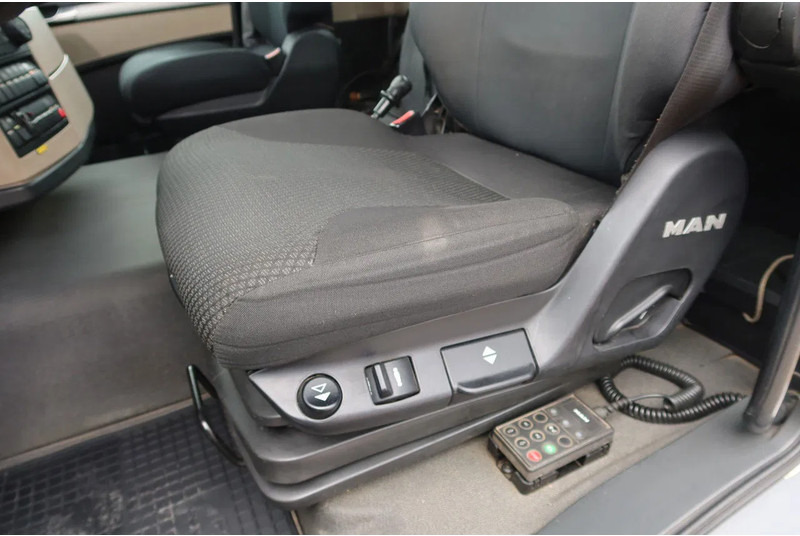 MAN TGS 35.360 Kraanwagen + oprijwagen Hiab 228 E3 - Autokran: das Bild 5 MAN TGS 35.360 Kraanwagen + oprijwagen Hiab 228 E3 - Autokran: das Bild 5