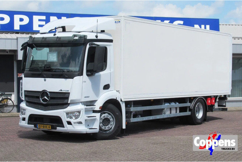 Mercedes-Benz Actros 1832 1832 LL 4x2 - Koffer LKW: das Bild 1 Mercedes-Benz Actros 1832 1832 LL 4x2 - Koffer LKW: das Bild 1