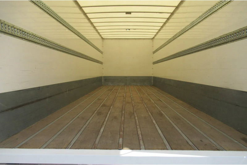 Mercedes-Benz Actros 1832 1832 LL 4x2 - Koffer LKW: das Bild 4 Mercedes-Benz Actros 1832 1832 LL 4x2 - Koffer LKW: das Bild 4