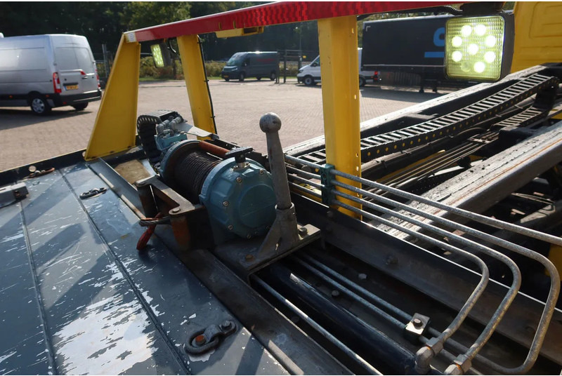 Mercedes-Benz Atego 1221 L Takelwagen 6 persoons - Abschleppwagen: das Bild 3 Mercedes-Benz Atego 1221 L Takelwagen 6 persoons - Abschleppwagen: das Bild 3