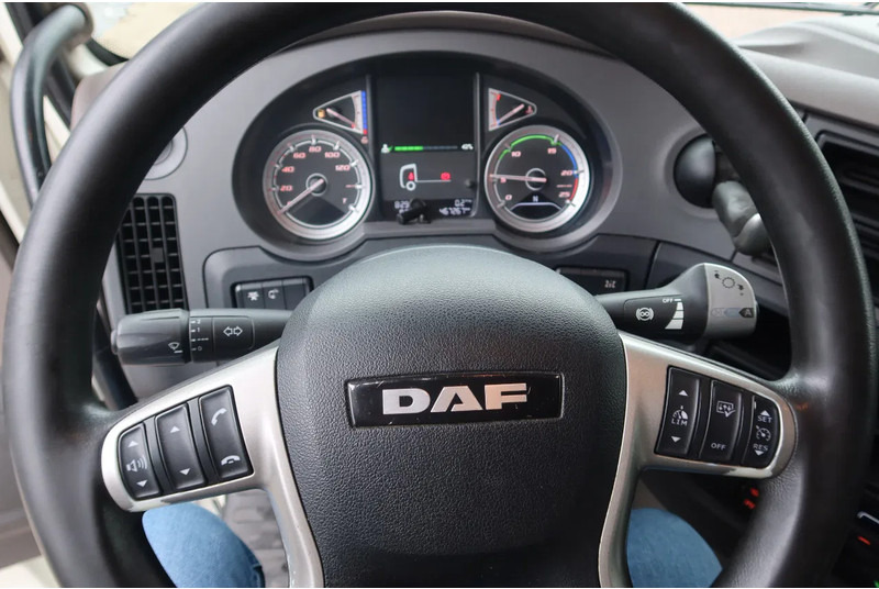 Sattelzugmaschine DAF XF 480 SSC 2x Tank Standard Trekker: das Bild 7