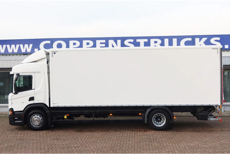 Scania P320 4X2 Bak + Dhollandia klep 2000 kg 1x bed - Koffer LKW: das Bild 2 Scania P320 4X2 Bak + Dhollandia klep 2000 kg 1x bed - Koffer LKW: das Bild 2
