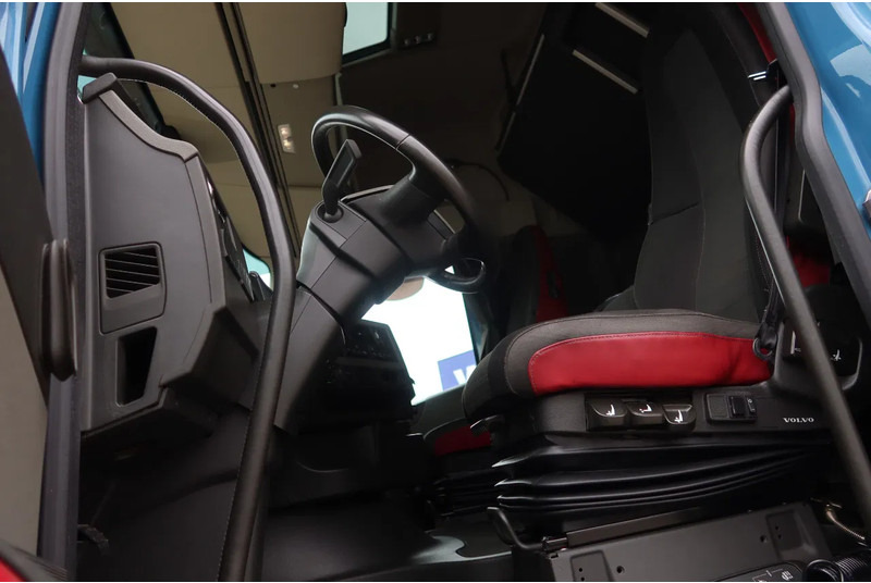 Volvo FH 460 Hooklift 8x2 Haakarm. 3x Steering axle - Seil Abrollkipper: das Bild 5 Volvo FH 460 Hooklift 8x2 Haakarm. 3x Steering axle - Seil Abrollkipper: das Bild 5