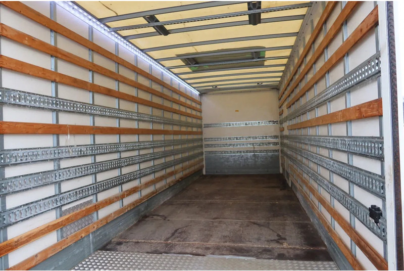 Volvo FL 250 Bak + Klep E6 - Koffer LKW: das Bild 4 Volvo FL 250 Bak + Klep E6 - Koffer LKW: das Bild 4