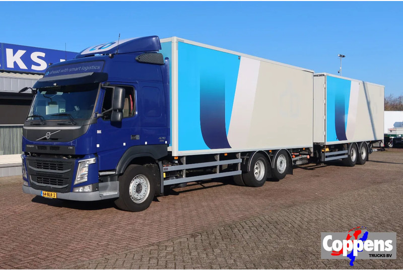 Volvo FM 420 6x2 Bak + Dhollandia klep 1500 kg + Aanhanger 94-WS-TS - Koffer LKW: das Bild 1 Volvo FM 420 6x2 Bak + Dhollandia klep 1500 kg + Aanhanger 94-WS-TS - Koffer LKW: das Bild 1