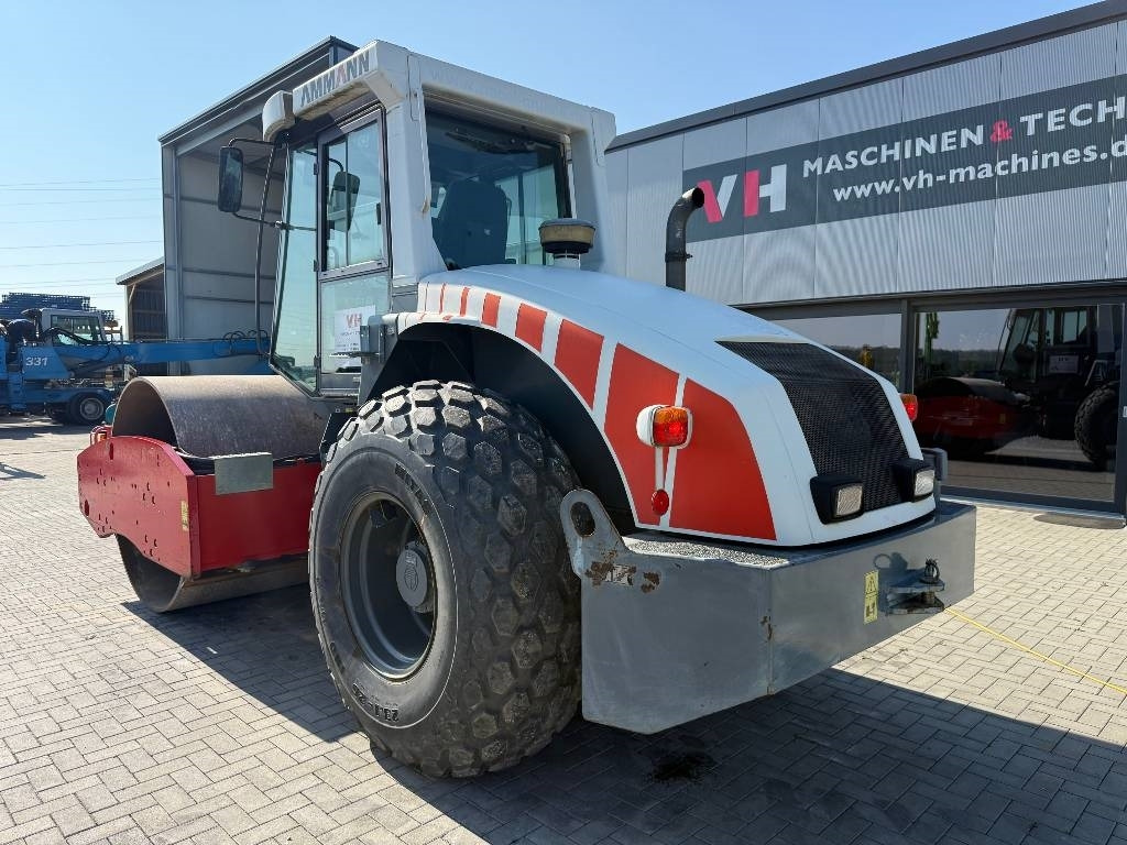 Ammann ASC 110 - Walzenzug: das Bild 3 Ammann ASC 110 - Walzenzug: das Bild 3