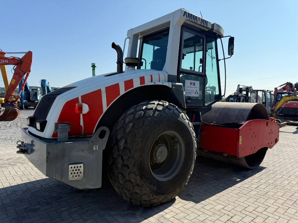 Ammann ASC 110 - Walzenzug: das Bild 5 Ammann ASC 110 - Walzenzug: das Bild 5
